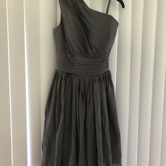 Formal Or Bridesmaids Dress.     Size USA 4 - Picture 2 of 8